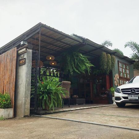 Hotel Casa Malee Chiang Mai Exterior foto
